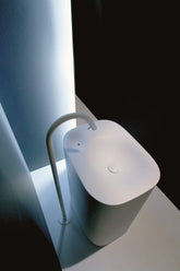 Agape Nivis freestanding sink with floor drainage ACER0763FP0